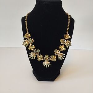 Elegant Gold Statement Necklace